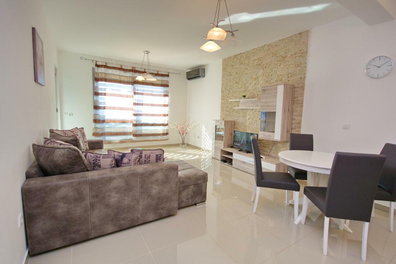 Apartment Dobrota Cattaro Esterno foto